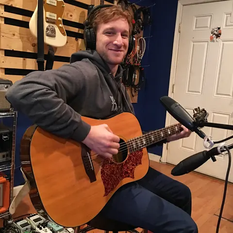 Will Levy of The Story So Far tracking acoustic guitar, December 2017