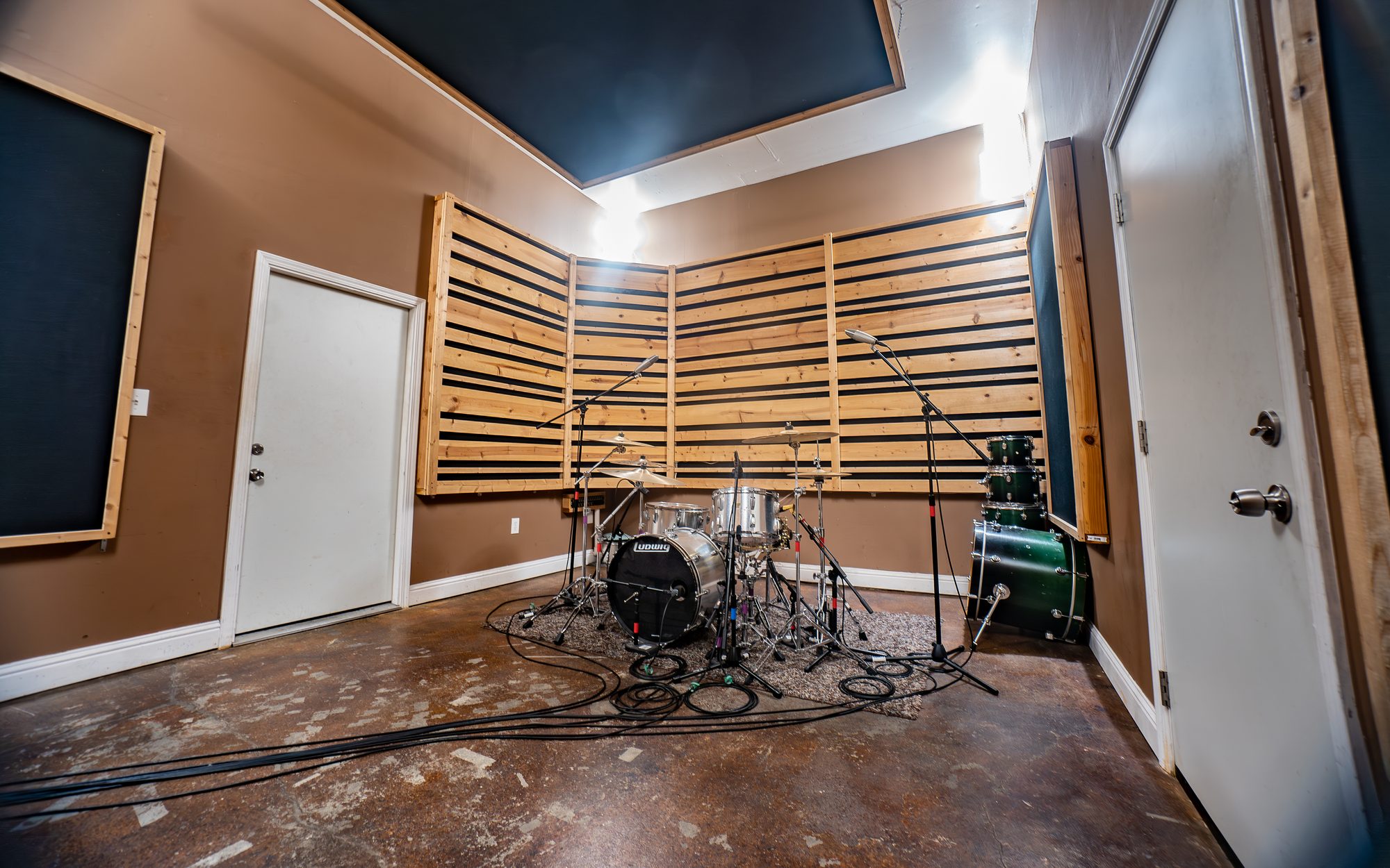 Panda East live room, second angle