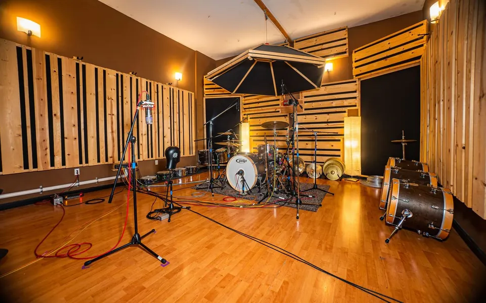 Panda West live room with the Drumbrella over the drum kit